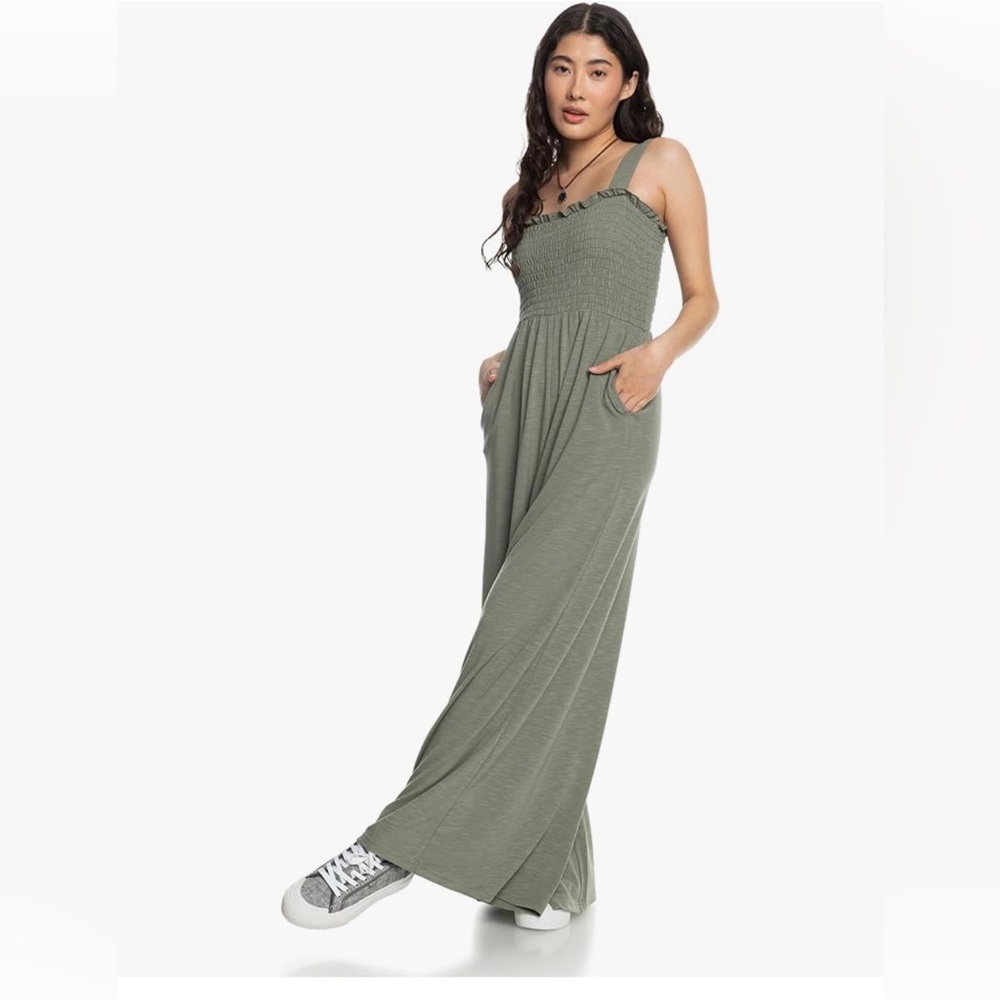 Roxy Just Passing By Jumpsuit Agave Green size XS.